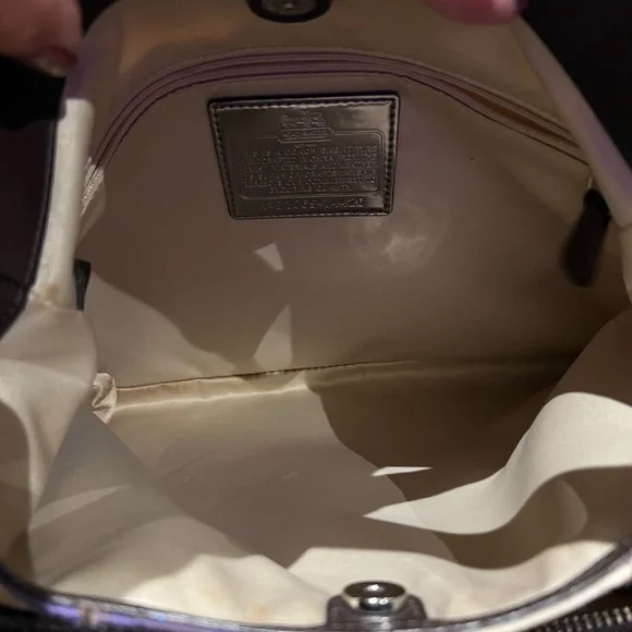 Coach - Picture 9 of 13